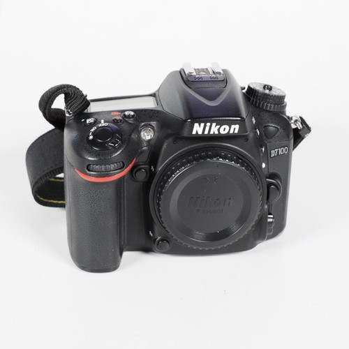 Nikon d7100 body - nikon,