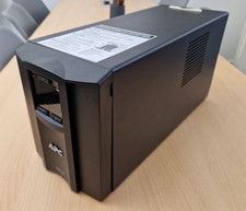 APC Smart-UPS C 1500 -