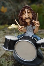841.3705  FIGURINE STYLE  NICK MASON  PINK FLOYD CARICATURE  WARREN STRATFORD