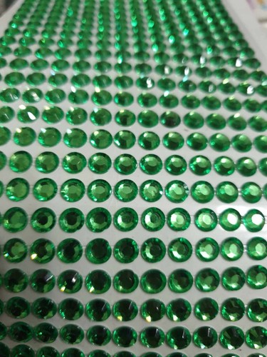 210 strass adesivi 5mm - strass, verde