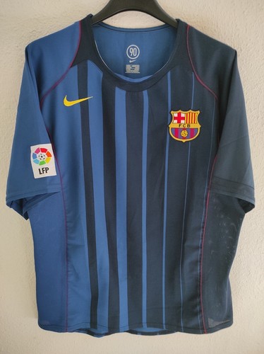 Barcelona 2004 2005 - barcelona, away