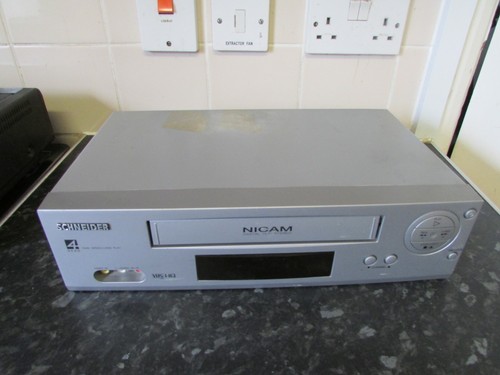 Schneider svc618 vcr vhs - schneider,