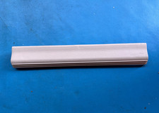 Rifinitore battitacco porta moquette posteriore in pietra arenaria Rover 75/MG ZT 1999 - 2006 (ENA100970)