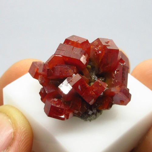 Cluster vanadinite - cluster,