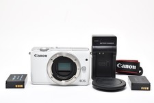 Corpo fotocamera digitale mirrorless Canon EOS M10 con batteria x2 bianco 050