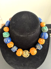 Collana modernista con - collana, perline