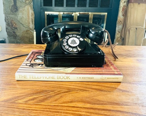 Antico telefono piramide - antico,