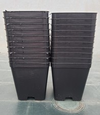 Vasi plastica quadrati 8x8x9 - quadrati,