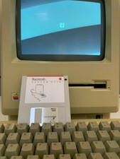 Macintosh System 1.1 floppy