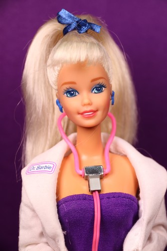 Barbie doctor 1993 - doctor, +