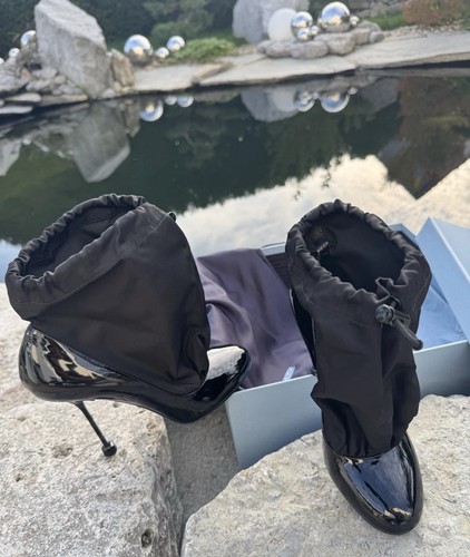 850 prada stivaletti - 850€,