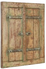 Finestra finestrina grata in