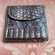 Portafoglio uomo in pelle di coccodrillo. Nuovo.