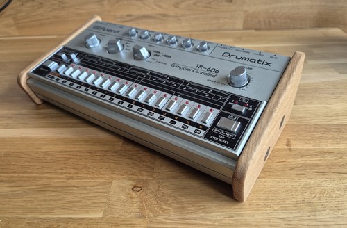 Roland tr606 tb303 supporto - roland,