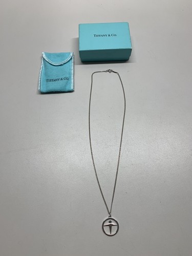 Collana con ciondolo
