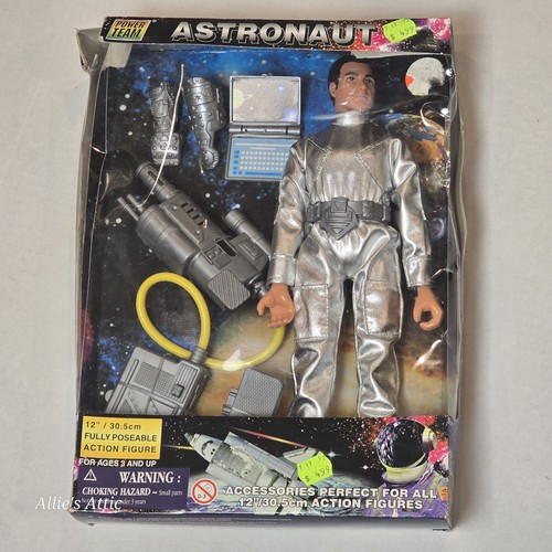 Modellino bambola astronauta