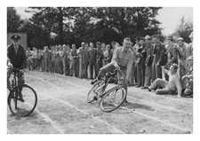 Gara Bicicletta 4 Luglio Celebrazione AAF Stazione 112 Inghilterra 1945