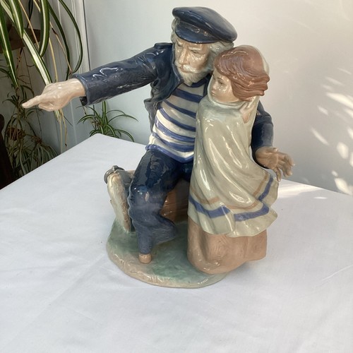 Rara grande statuina nao - rara,