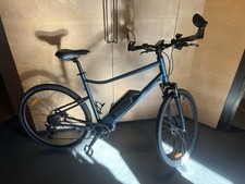 Bici Da Trekking A Pedalata