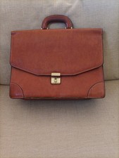Borsa da lavoro e porta