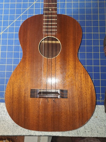 Ukulele concerto biltmore - ukulele,