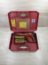 HILTI DX E72 STRUMENTO DI FISSAGGIO CHIODATRICE SPILLA CHIODATRICE AZIONATA A POLVERE con CUSTODIA e CARTUCCE