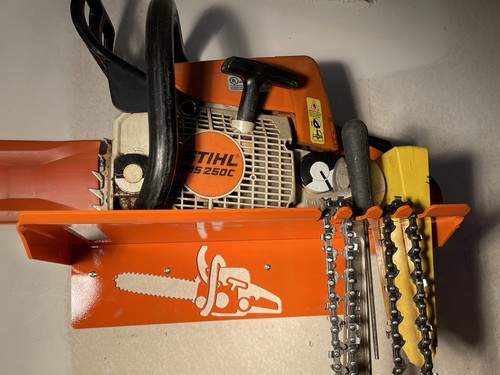 Scaffale per motosega