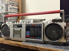Silver St2200 Radio Cassette