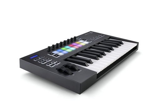 Novation launchkey mk3 - 25,