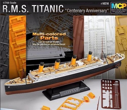 700 academy rsm titanic - 1:700,