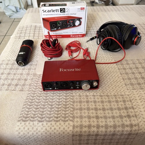Focusrite scarlett 2i2 - focusrite,