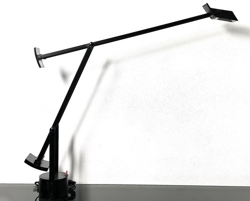 Lampada tavolo tizio di - tavolo,