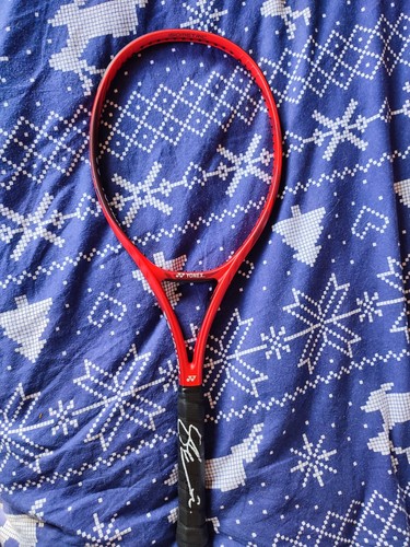 Yonex vcore signed by - yonex,