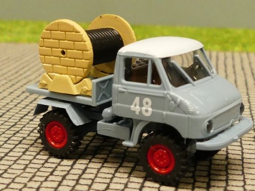 Brekina unimog 411 - brekina,