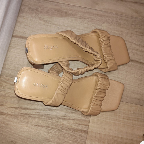 Guess sandali con - con, a