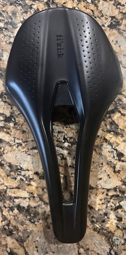 Sella bici fizik tempo 150 - 150, mm