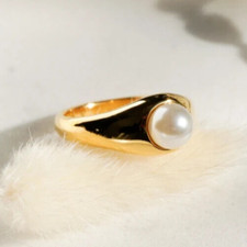 Anello In Oro Giallo 14K Con Perla Fresca Naturale Di 4 Ct Di Dimensione 6 US