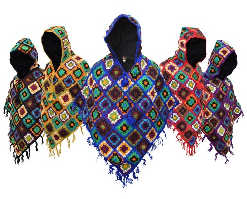 Poncho colorato con cappuccio
