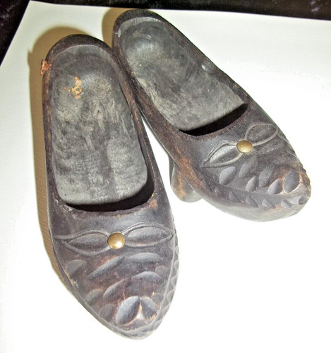 Scarpe antiche legno nere - legno,