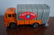 MAJORETTE N.218  SCALA 1/60- CAMION SPAZZATURA