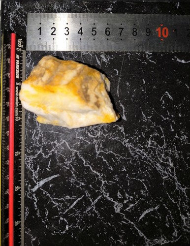 Grams minerale calcareo - -,