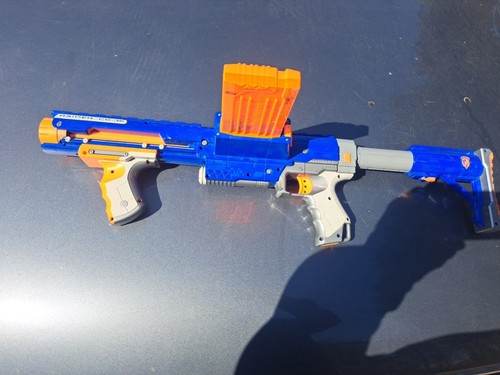 Pistola nerf strike raider - pistola,