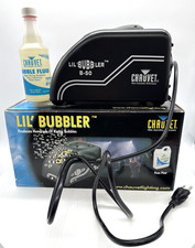 Macchina per bolle Chauvet Lil' Bubbler B-50 con una bottiglia piena di liquido per bolle
