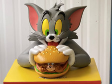 Tom & Jerry MEGA hamburger
