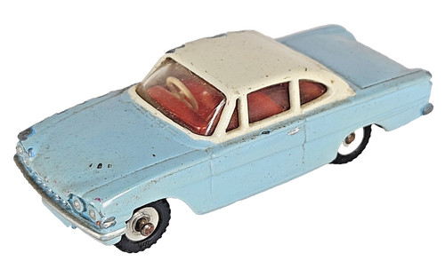 Dinky toys ford capri 143 - dinky,
