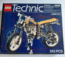 LEGO TECHNIC 8838 Motorbike