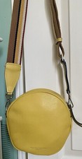 Borsa a tracolla rotonda Gianni Chiarini Firenze in pelle gialla tracolla tracolla a righe