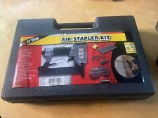 Graffettatrice Ad Aria Compressa / Air Stapler Kit 7 Bar  0.35 l/shot