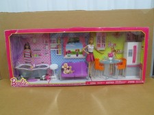 Barbie bambola e mobili set