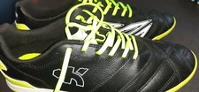 Scarpe calcio/calcetto n. 45  modello KIPSTA  colore nero 